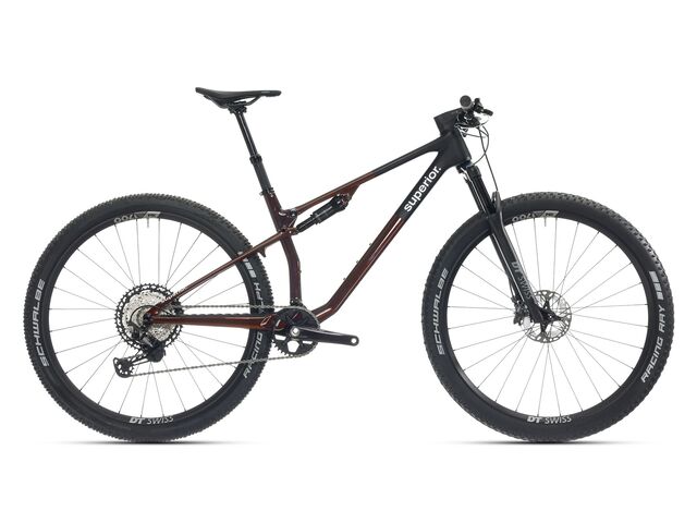 Superior XF 9.5 Team / Gloss Red Carbon / Black 2024