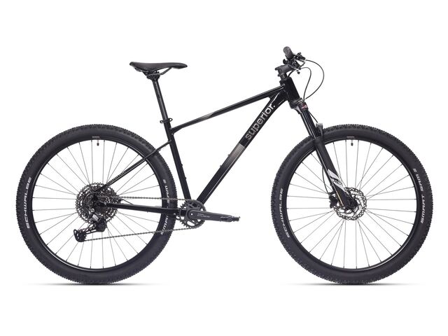 Superior XC 6.9 / Gloss Black 2026