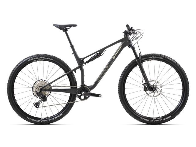 Superior XF 979 RC/Matte Carbon/Stealth Chrome 2023
