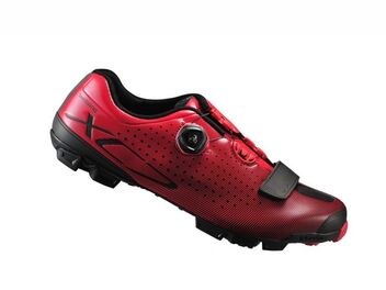 Tretry SHIMANO SH-XC700MR červené
