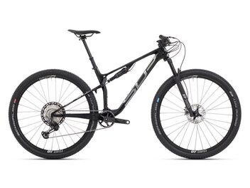 Superior TEAM XF 29 ISSUE/Gloss Carbon/Chrome 2023