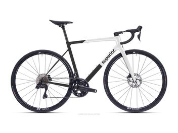 Superior RR 9.4 / Matte Carbon / White 2025