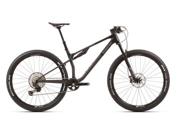 Superior XF 9.7 RC / Stealth Carbon / Black 2024