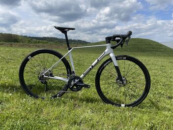 Superior X-ROAD Team Issue Matte Silver/Dark Chrome 2021 testovací