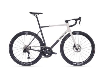 Superior RR 9.6 / Matte Carbon / White 2025