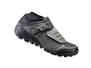 Tretry SHIMANO SH-ME700MG šedé